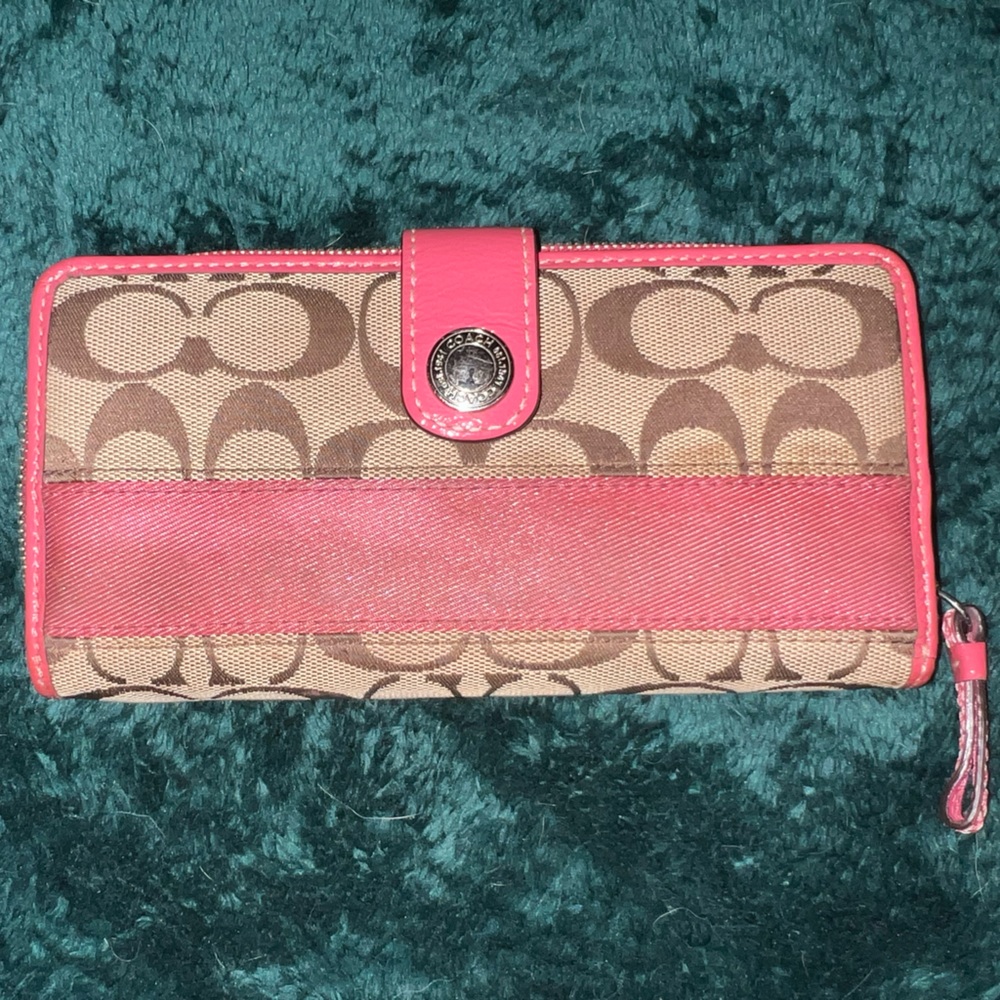 Coach wallet
